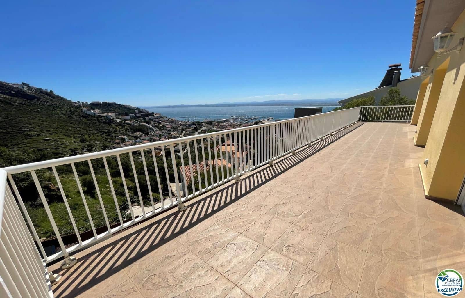 3 soveværelse Villa til salg i Roses med swimmingpool garage - € 750.000 (Ref: 9879334)