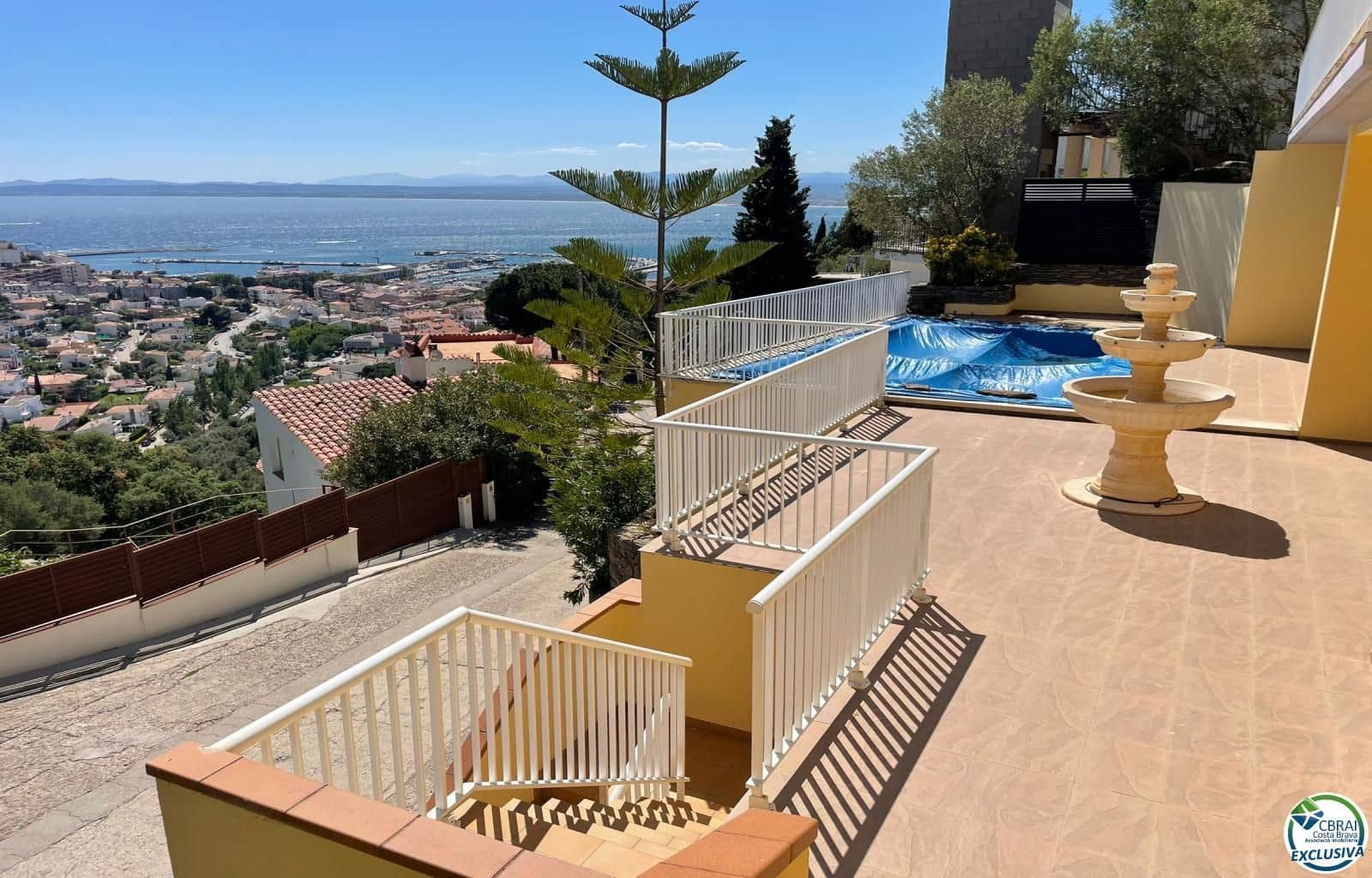 3 soveværelse Villa til salg i Roses med swimmingpool garage - € 750.000 (Ref: 9879334)