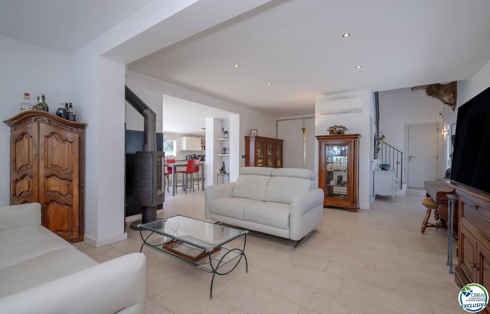 3 bedroom Villa for sale in Palau-saverdera with pool garage - € 890,000 (Ref: 9879335)
