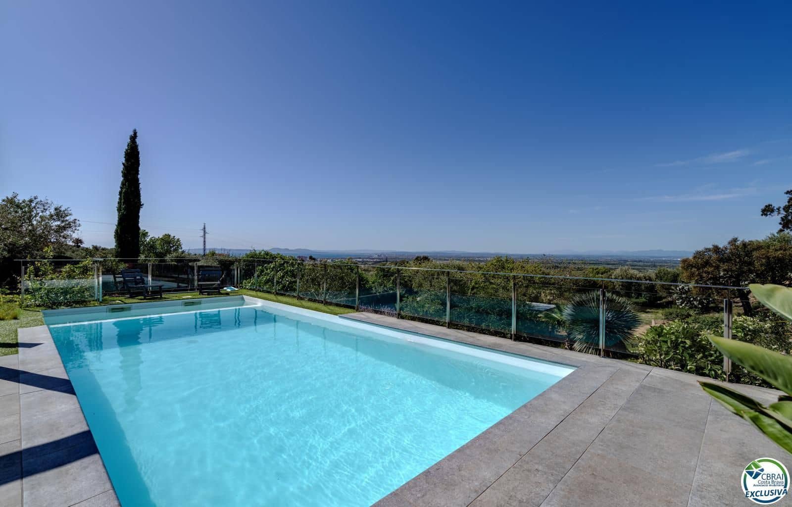 3 bedroom Villa for sale in Palau-saverdera with pool garage - € 890,000 (Ref: 9879335)