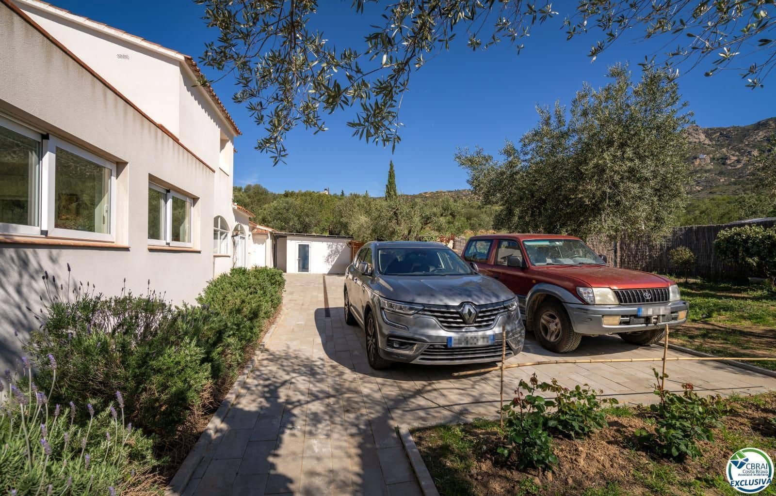 3 bedroom Villa for sale in Palau-saverdera with pool garage - € 890,000 (Ref: 9879335)