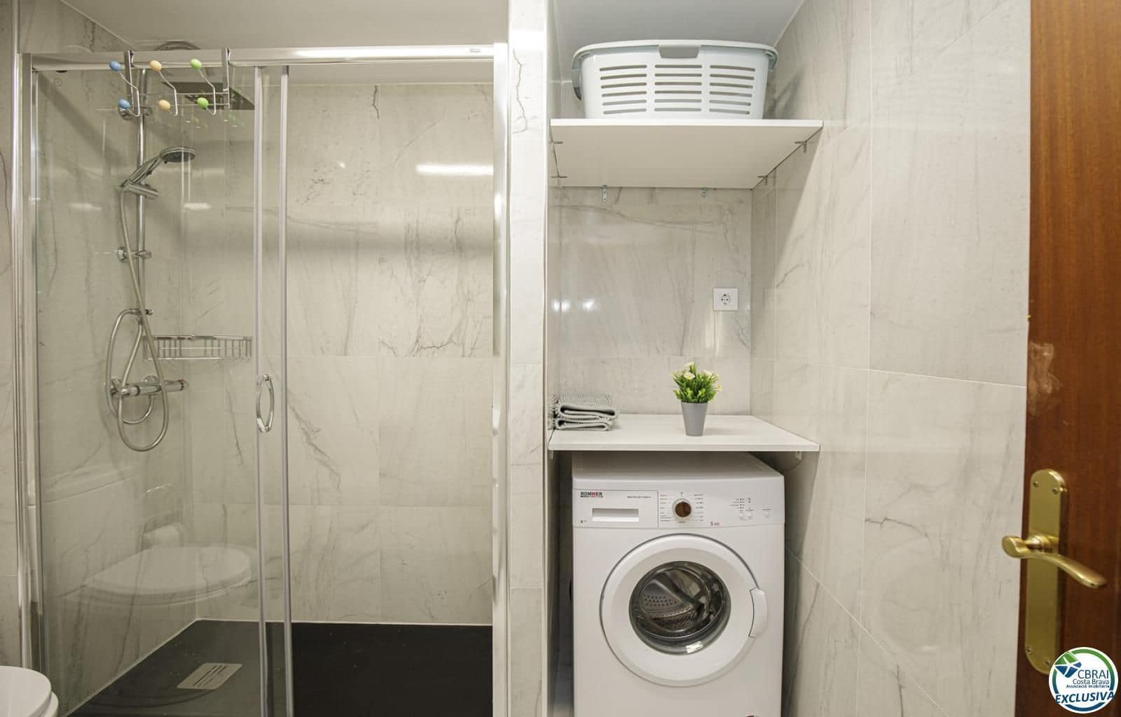 2 slaapkamer Flat te koop in Empuriabrava - € 360.000 (Ref: 9879336)