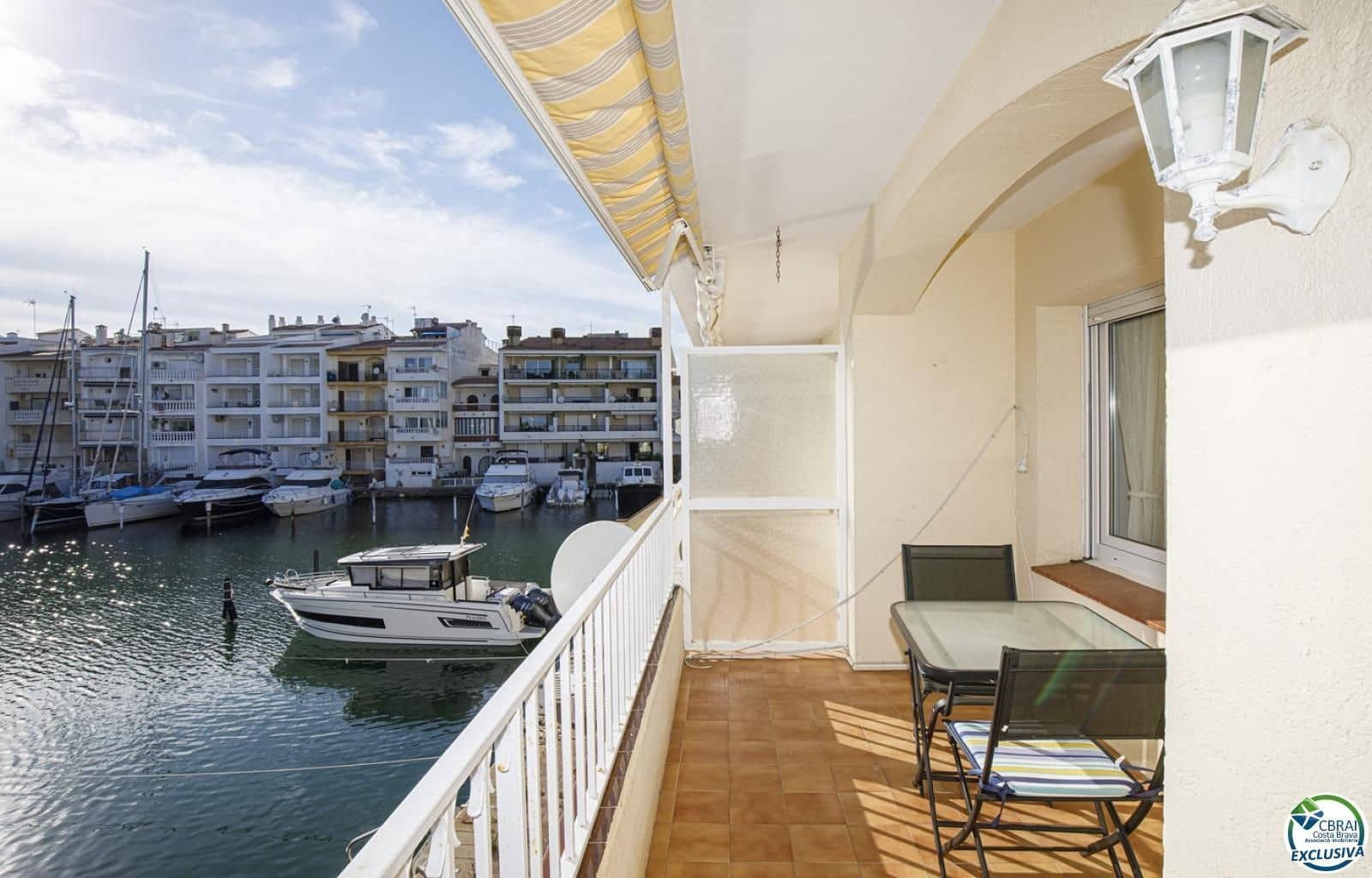 2 slaapkamer Flat te koop in Empuriabrava - € 360.000 (Ref: 9879336)