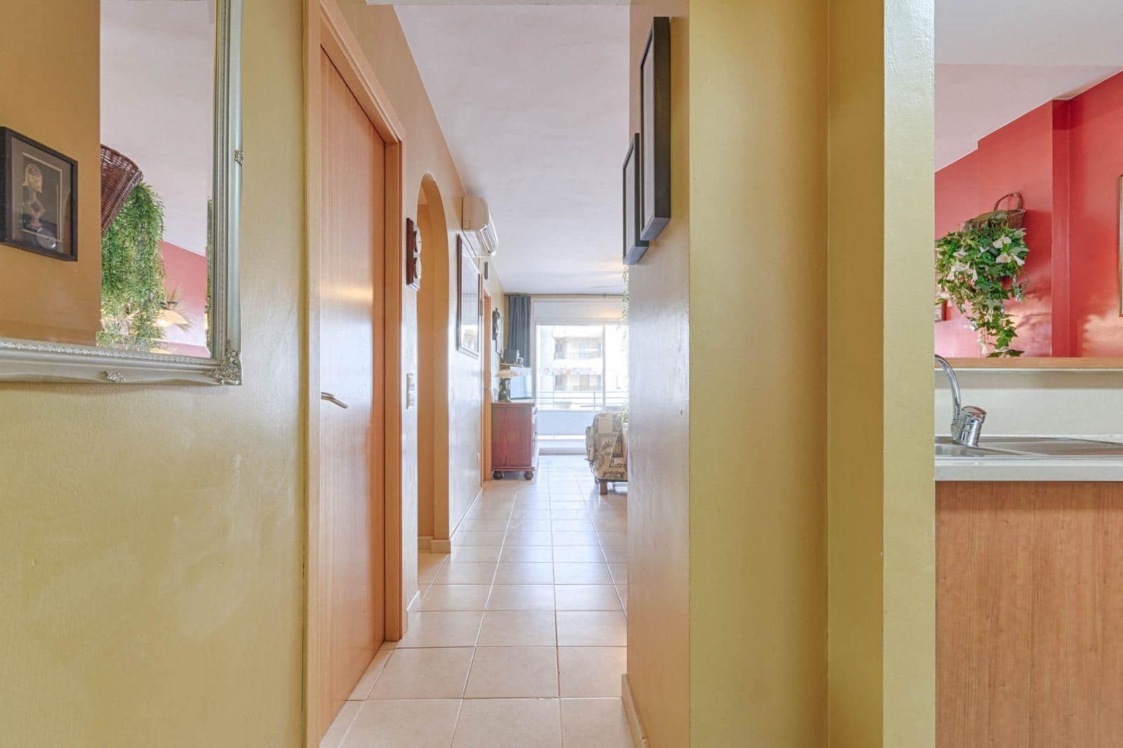 2 quarto Apartamento para venda em Roses com piscina garagem - 298 000 € (Ref: 9879337)