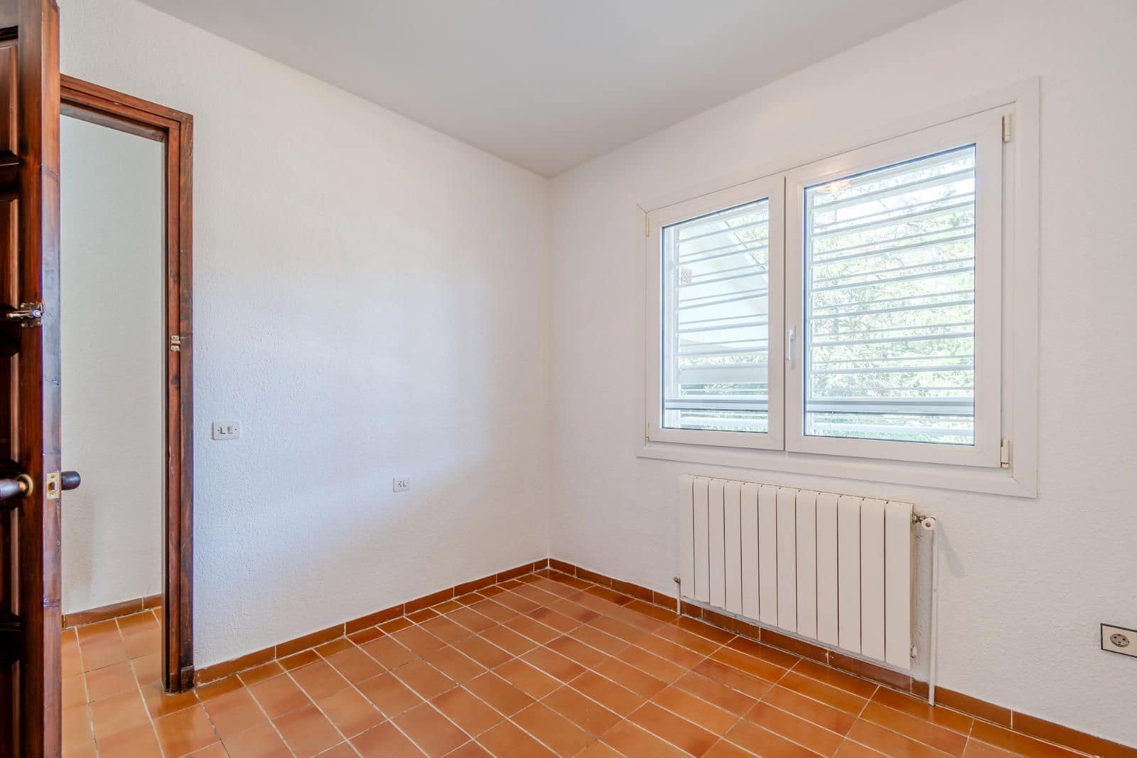 3 camera da letto Villa in vendita in Vilobi d'Onyar con piscina garage - 315.000 € (Rif: 9879341)
