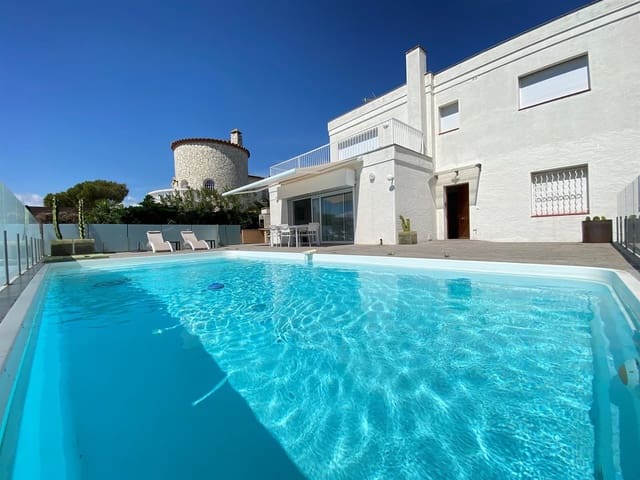 4 sovrum Villa till salu i Santa Margarida, Roses med pool garage - 875 000 € (Ref: 9879342)
