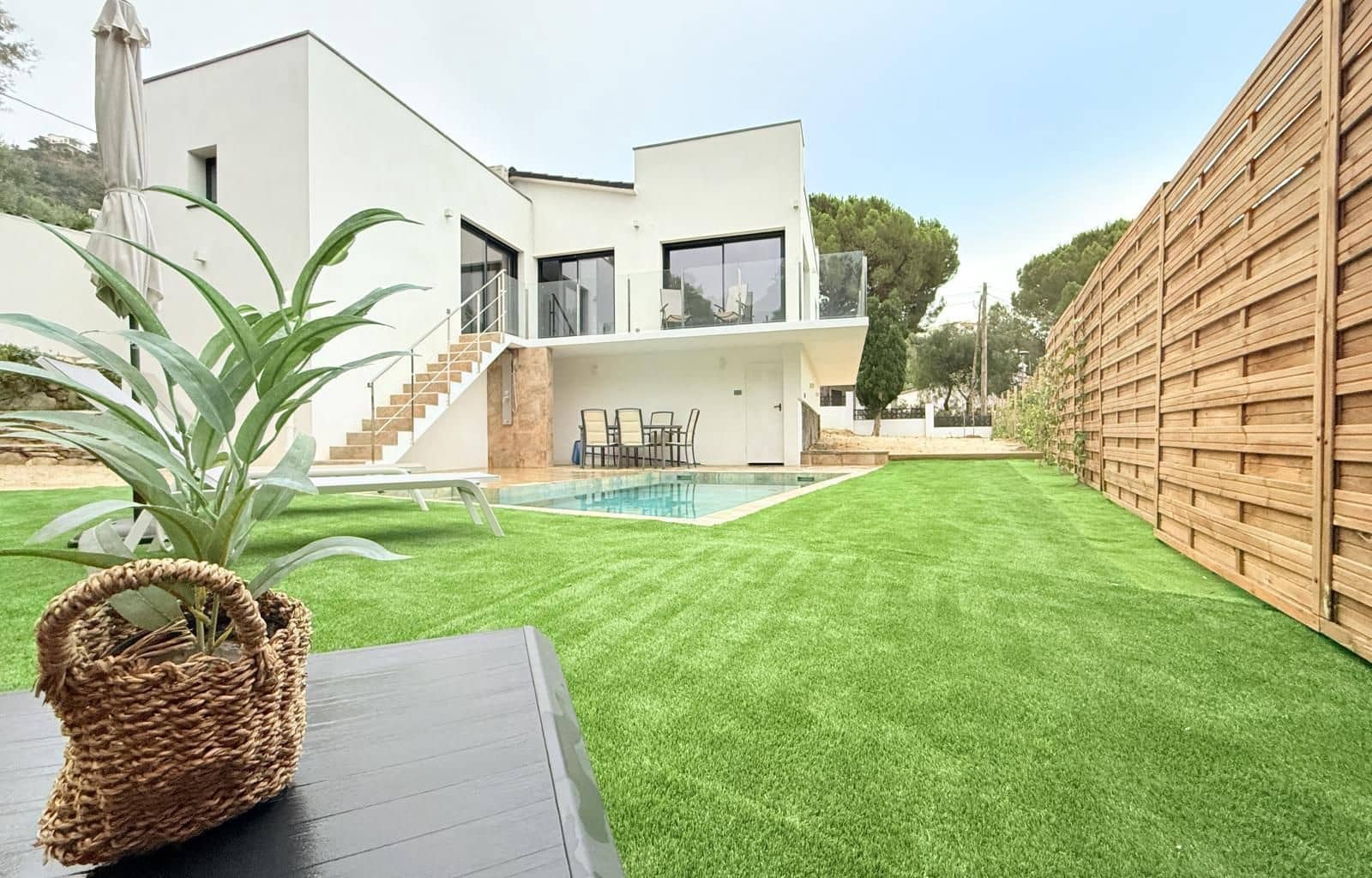 3 bedroom Villa for sale in El Mas Fumats with pool garage - € 669,000 (Ref: 9879343)