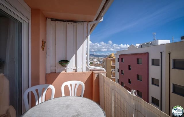 2 makuuhuone Asunto myytävänä paikassa Empuriabrava, Castelló d'Empúries - 188 000 € (Ref: 9879345)