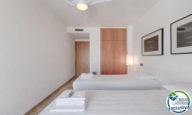 2 quarto Apartamento para venda em Roses com piscina garagem - 570 000 € (Ref: 9879346)