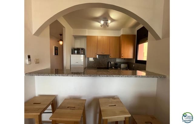 2 makuuhuone Asunto myytävänä paikassa Empuriabrava, Castelló d'Empúries mukana 
autotalli - 295 000 € (Ref: 9879355)