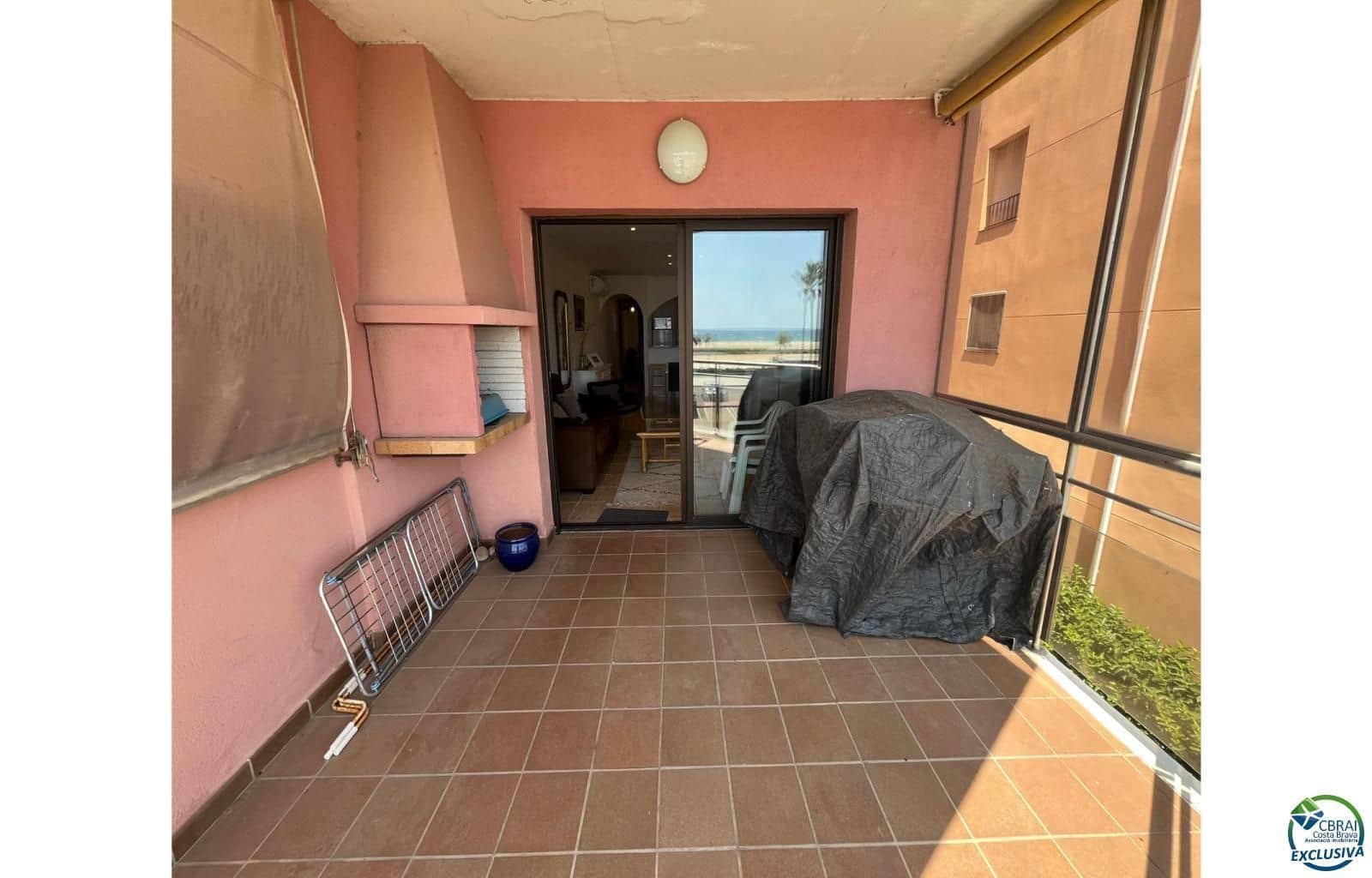 2 makuuhuone Asunto myytävänä paikassa Empuriabrava mukana 
autotalli - 295 000 € (Ref: 9879355)