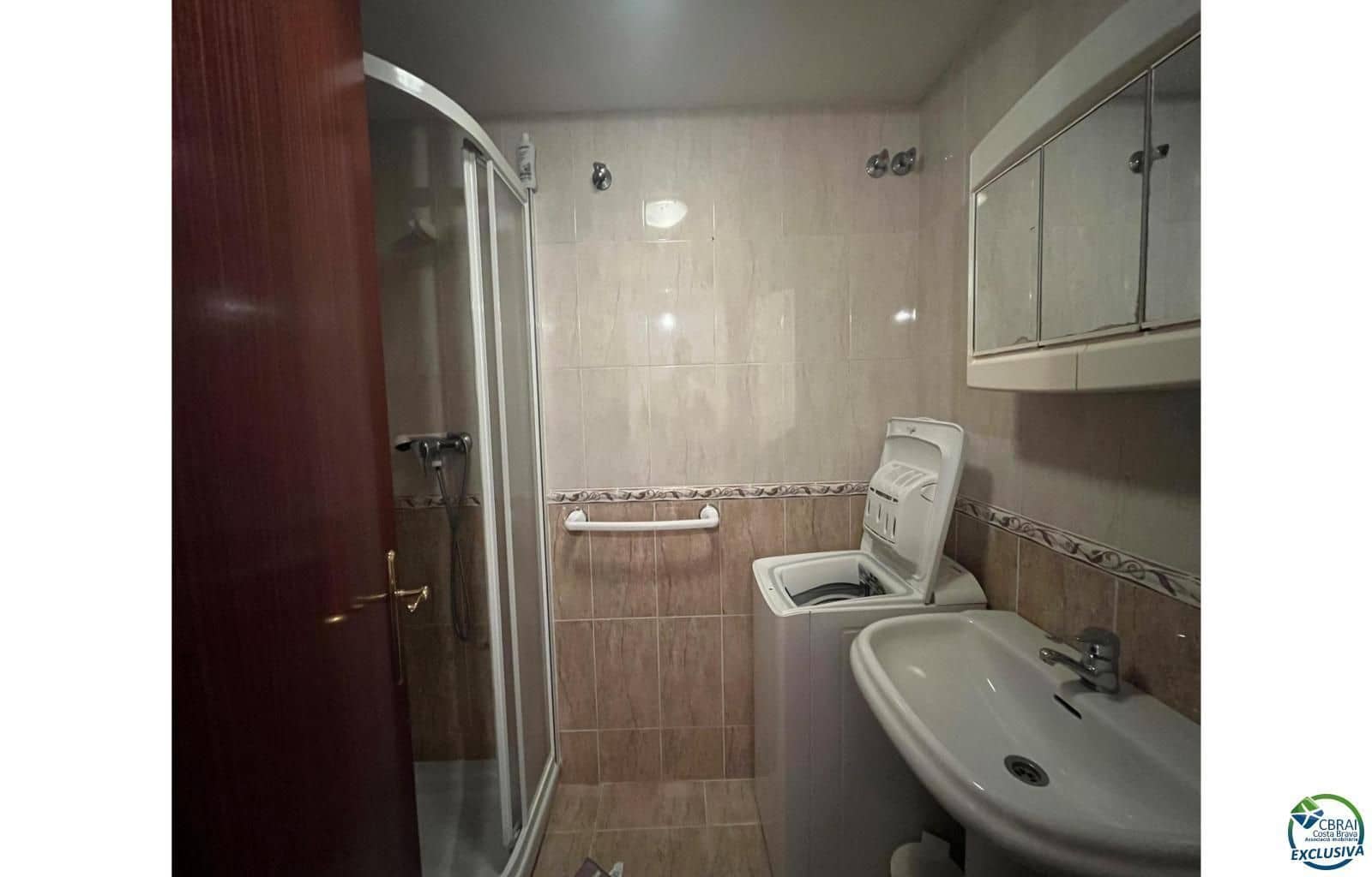2 makuuhuone Asunto myytävänä paikassa Empuriabrava mukana 
autotalli - 295 000 € (Ref: 9879355)