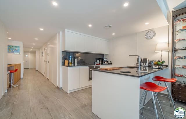 2 quarto Apartamento para venda em Roses com garagem - 600 000 € (Ref: 9879360)