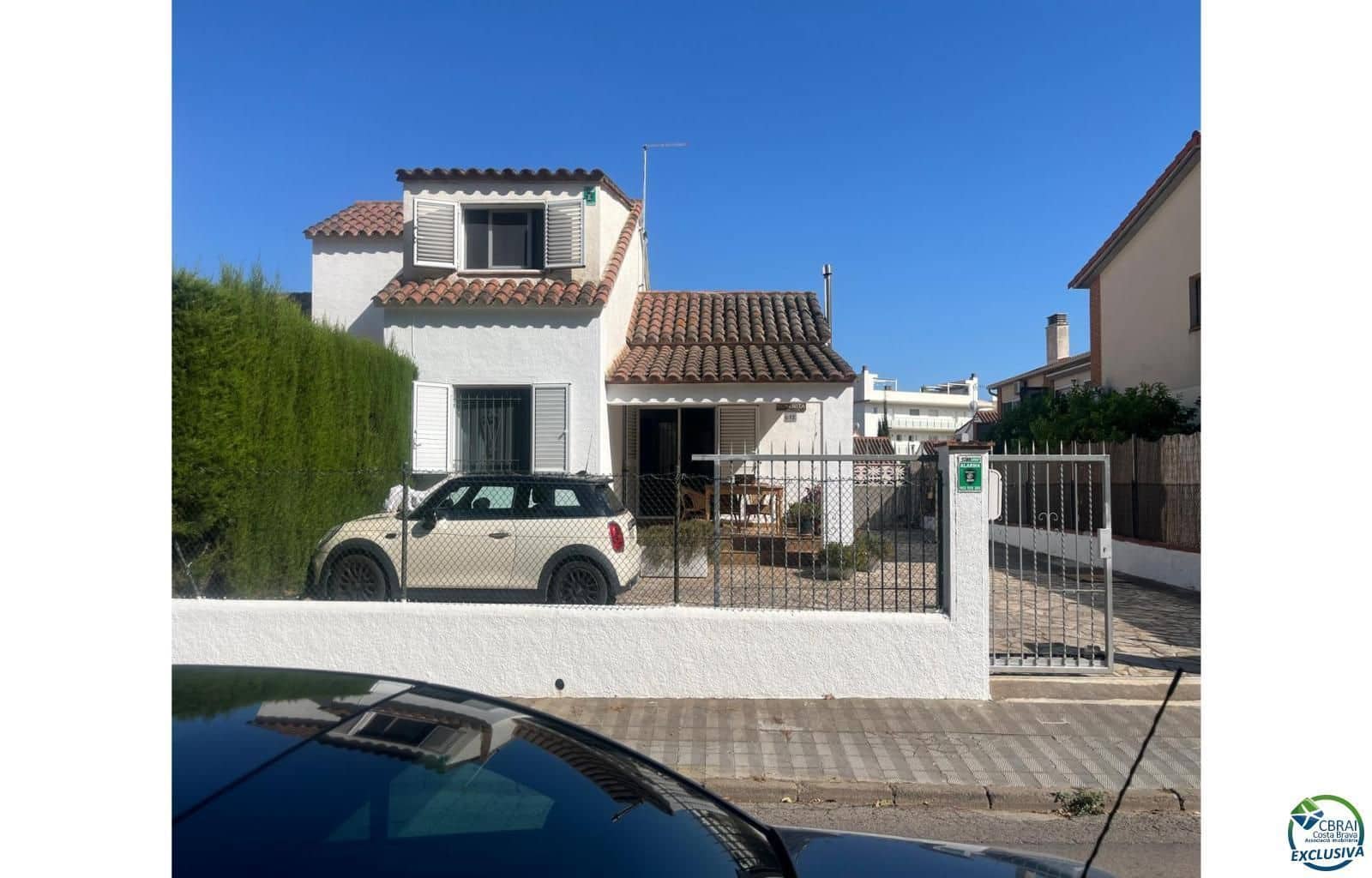 3 sovrum Villa till salu i Roses med garage - 340 000 € (Ref: 9879361)