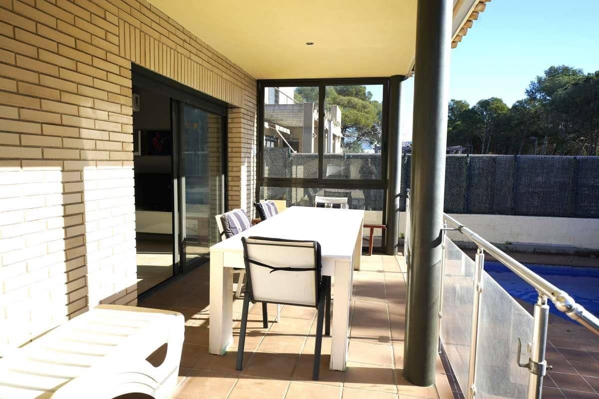 Chalet de 4 habitaciones en Roses en venta - 500.000 € (Ref: 9879362)