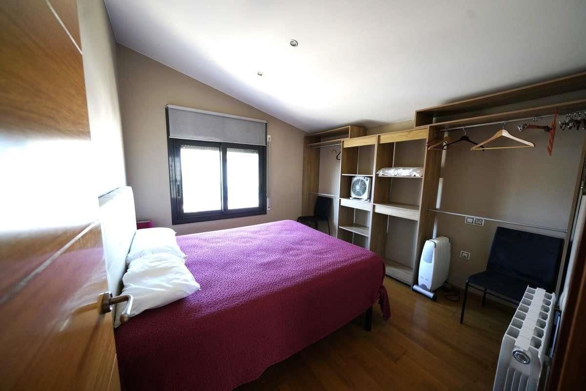 Chalet de 4 habitaciones en Roses en venta - 500.000 € (Ref: 9879362)