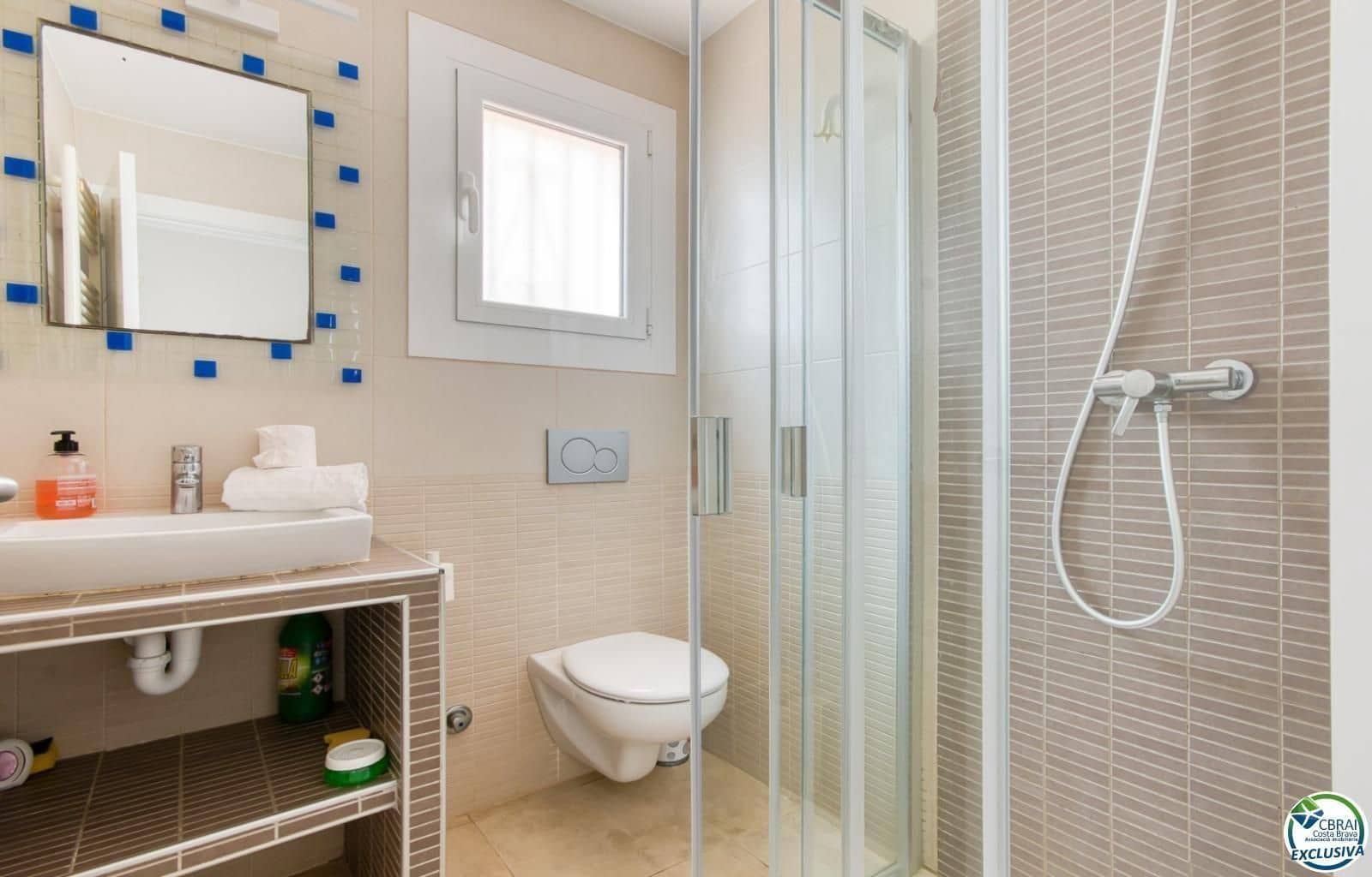 2 quarto Apartamento de Praia para venda em Roses com piscina garagem - 305 000 € (Ref: 9879365)