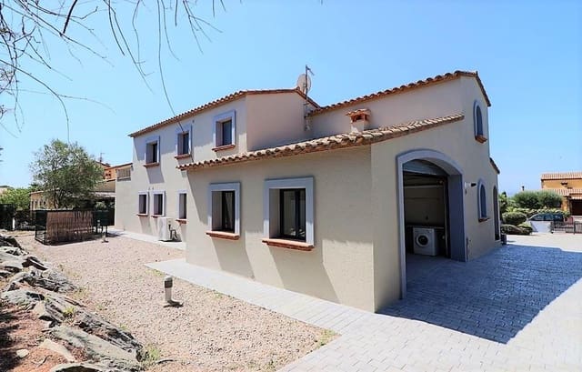 4 slaapkamer Villa te koop in Peralada met zwembad garage - € 950.000 (Ref: 9879366)