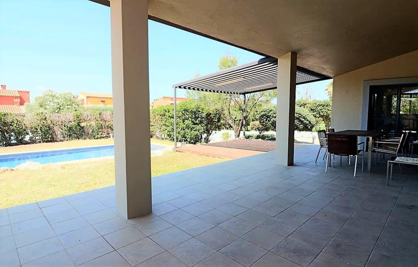 4 bedroom Villa for sale in Peralada with pool garage - € 950,000 (Ref: 9879366)