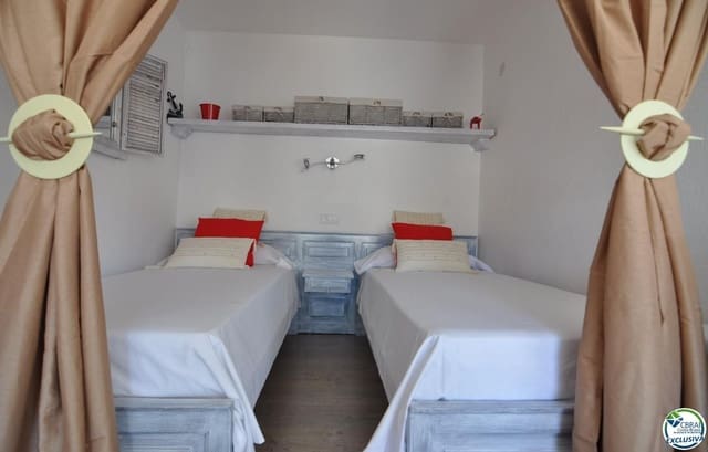 2 quarto Apartamento para venda em Santa Margarida, Roses com piscina - 255 000 € (Ref: 9879372)