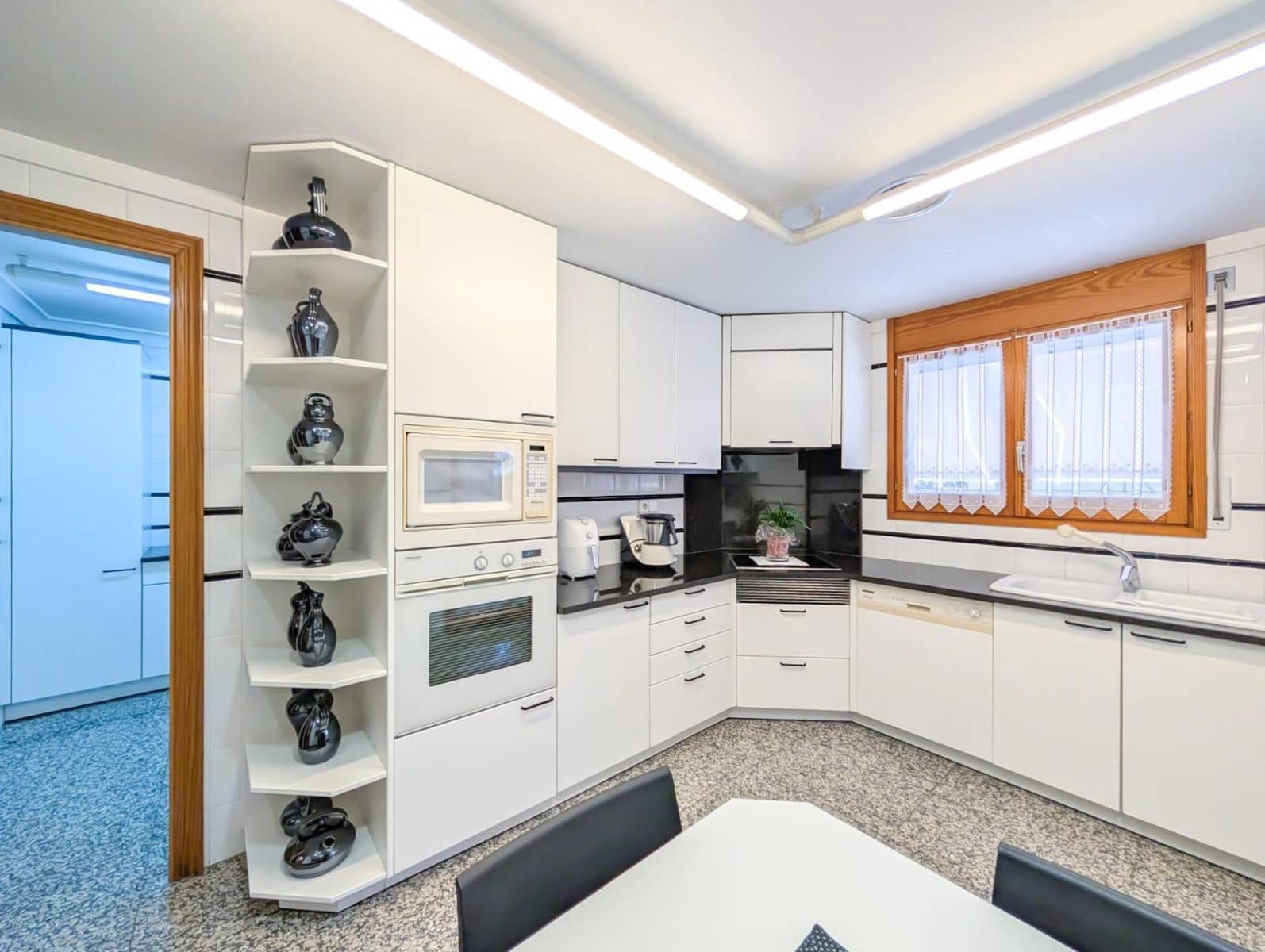 4 soverom Villa til salgs i Banyoles med svømmebasseng - € 798 000 (Ref: 9879374)