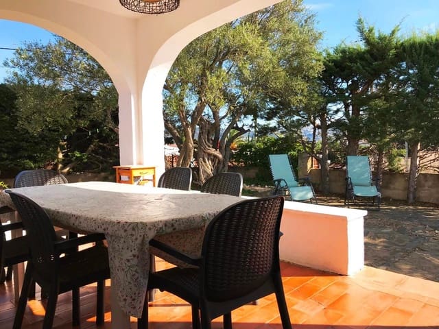 2 chambre Villa/Maison à vendre à Roses avec piscine - 320 000 € (Ref: 9879377)