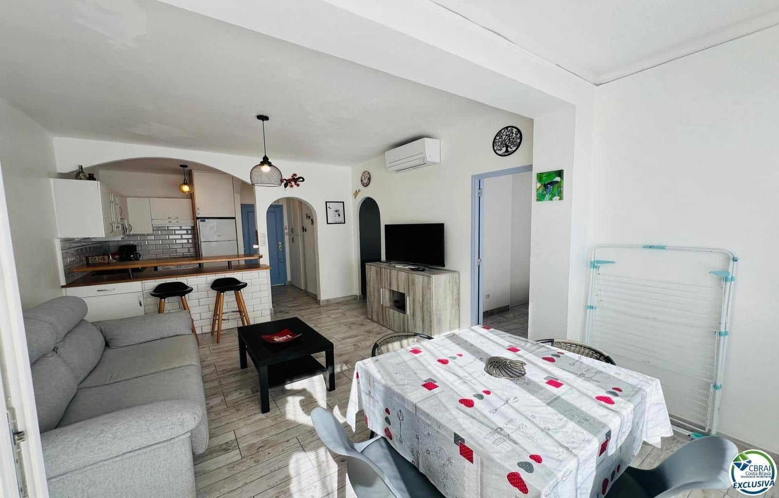 2 makuuhuone Huoneisto myytävänä paikassa Roses mukana 
autotalli - 219 000 € (Ref: 9879378)