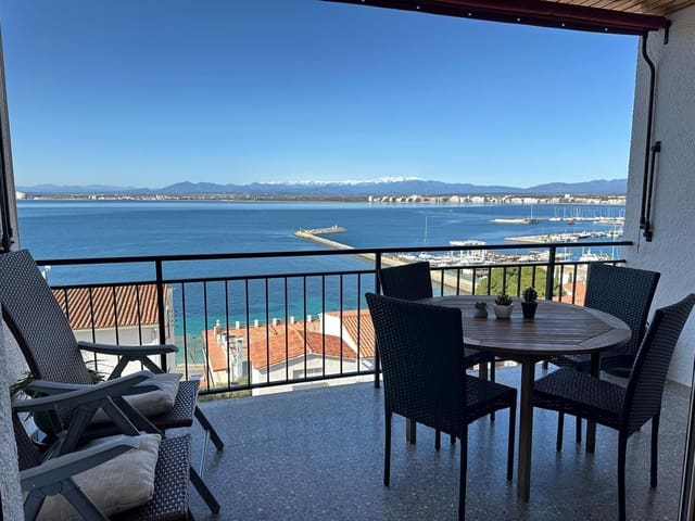 1 quarto Apartamento para venda em Roses com garagem - 255 000 € (Ref: 9879382)