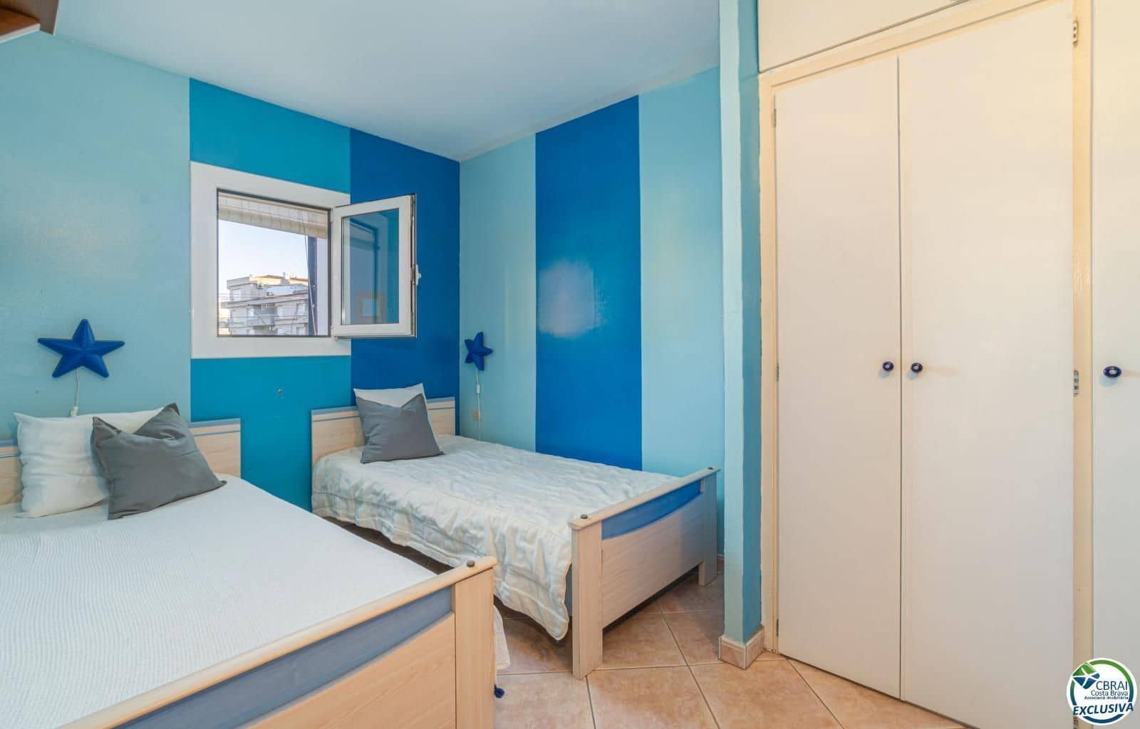 4 sypialnia Willa na sprzedaż w Empuriabrava z garażem - 455 000 € (Ref: 9879388)