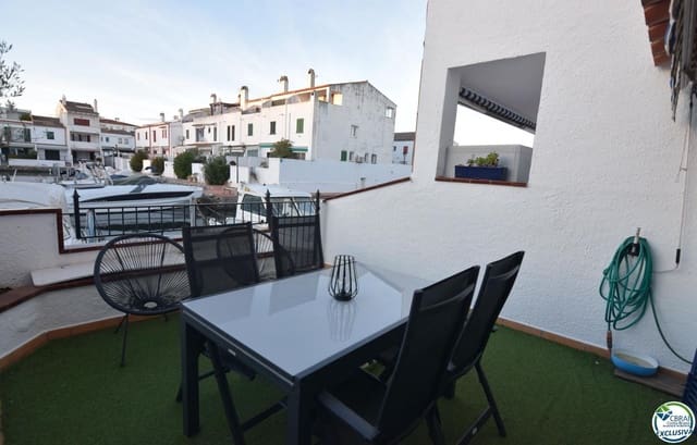 4 makuuhuone Huvila myytävänä paikassa Empuriabrava, Castelló d'Empúries mukana 
autotalli - 455 000 € (Ref: 9879388)