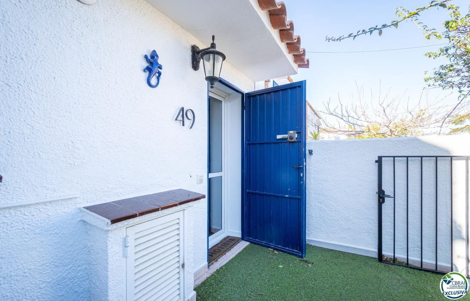 4 sypialnia Willa na sprzedaż w Empuriabrava z garażem - 455 000 € (Ref: 9879388)