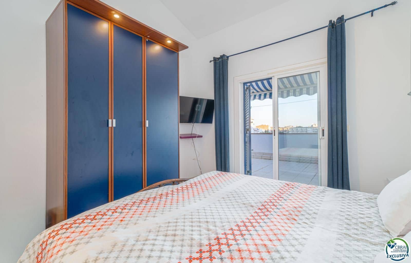 4 sypialnia Willa na sprzedaż w Empuriabrava z garażem - 455 000 € (Ref: 9879388)