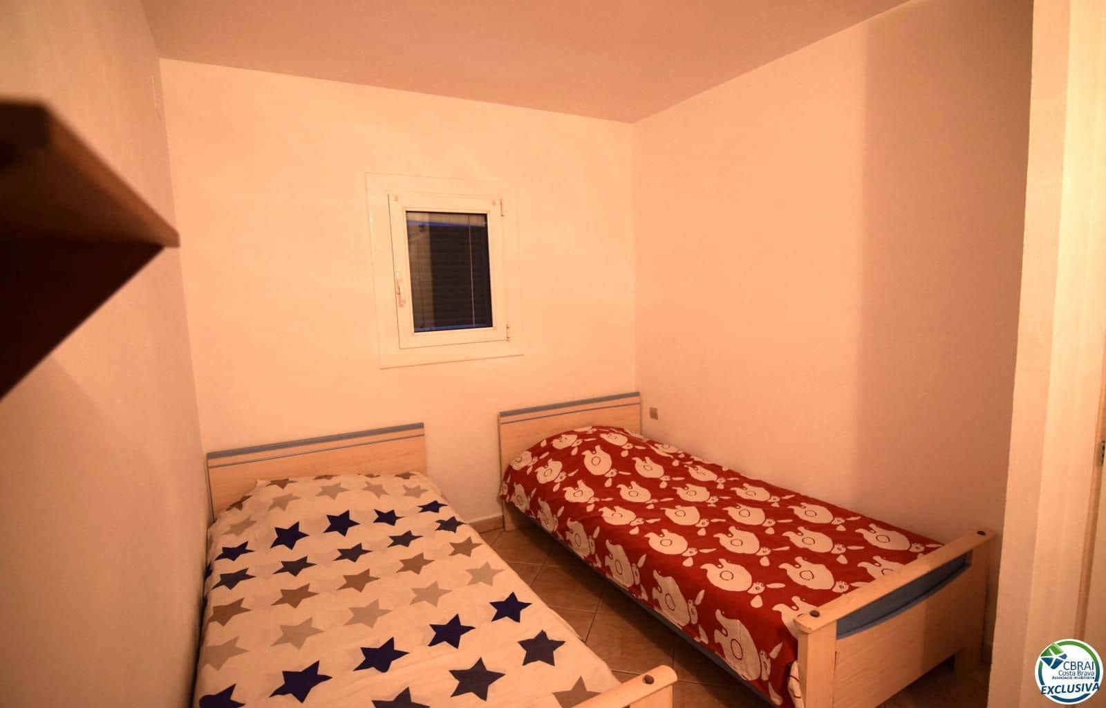 4 sypialnia Willa na sprzedaż w Empuriabrava z garażem - 455 000 € (Ref: 9879388)