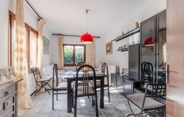 4 sypialnia Willa na sprzedaż w Sant Llorenç de la Muga z garażem - 370 000 € (Ref: 9879390)