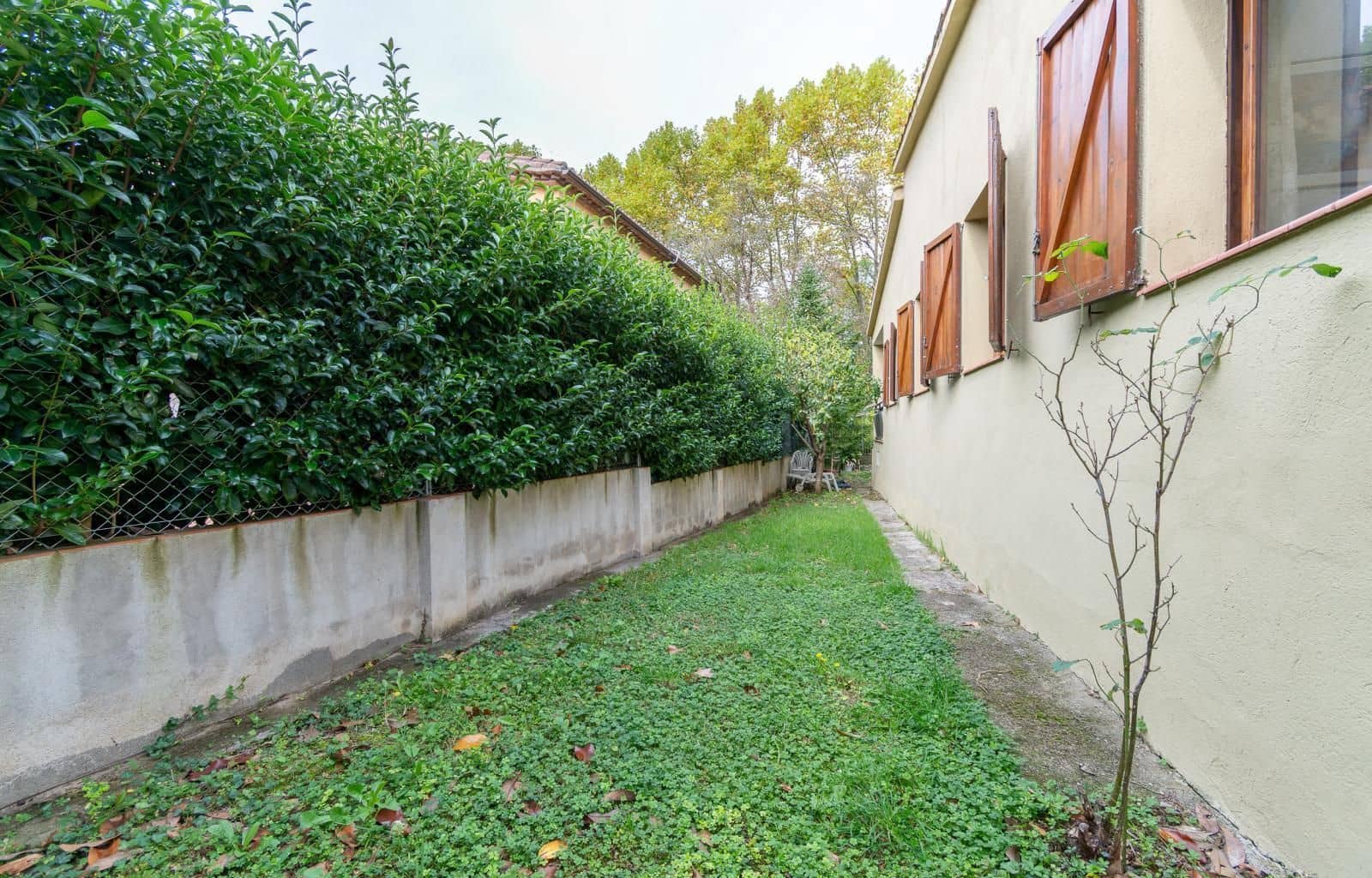 4 sypialnia Willa na sprzedaż w Sant Llorenc de la Muga z garażem - 370 000 € (Ref: 9879390)