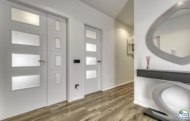 4 quarto Moradia para venda em Cistella com piscina garagem - 730 000 € (Ref: 9879391)