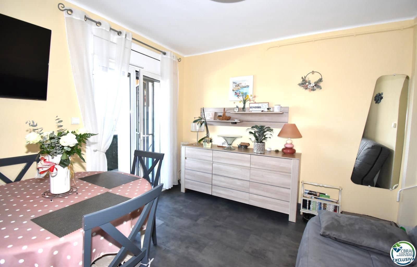 1 makuuhuone Huoneisto myytävänä paikassa Roses mukana 
autotalli - 179 000 € (Ref: 9879396)