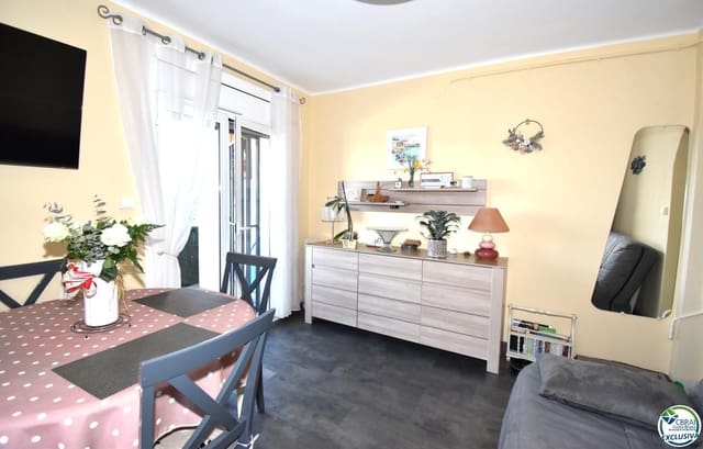 1 soveværelse Lejlighed til salg i Roses med garage - € 179.000 (Ref: 9879396)