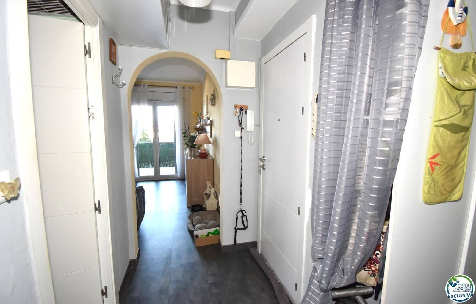 1 makuuhuone Huoneisto myytävänä paikassa Roses mukana 
autotalli - 179 000 € (Ref: 9879396)