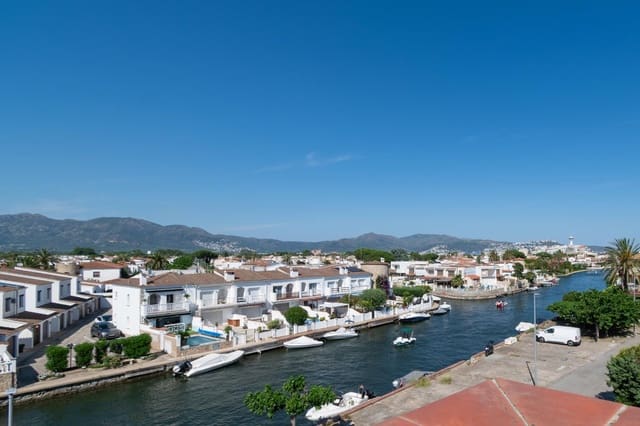 Studio till salu i Empuriabrava, Castelló d'Empúries - 134 000 € (Ref: 9879397)