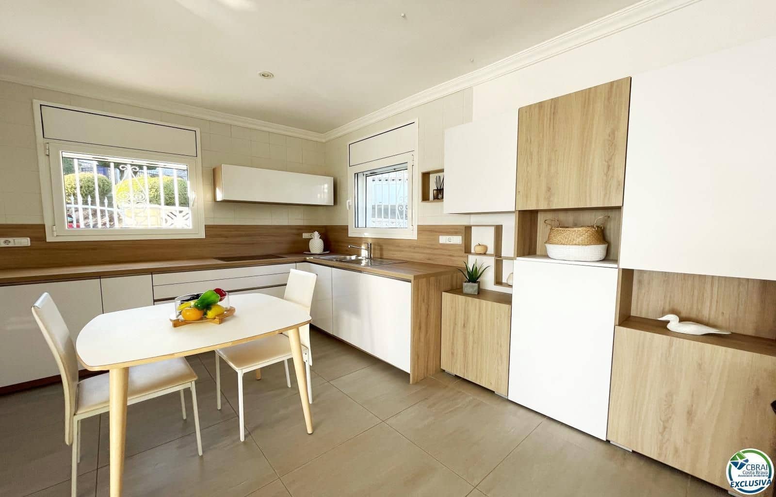 4 bedroom Villa for sale in El Mas Fumats with pool garage - € 765,000 (Ref: 9879401)