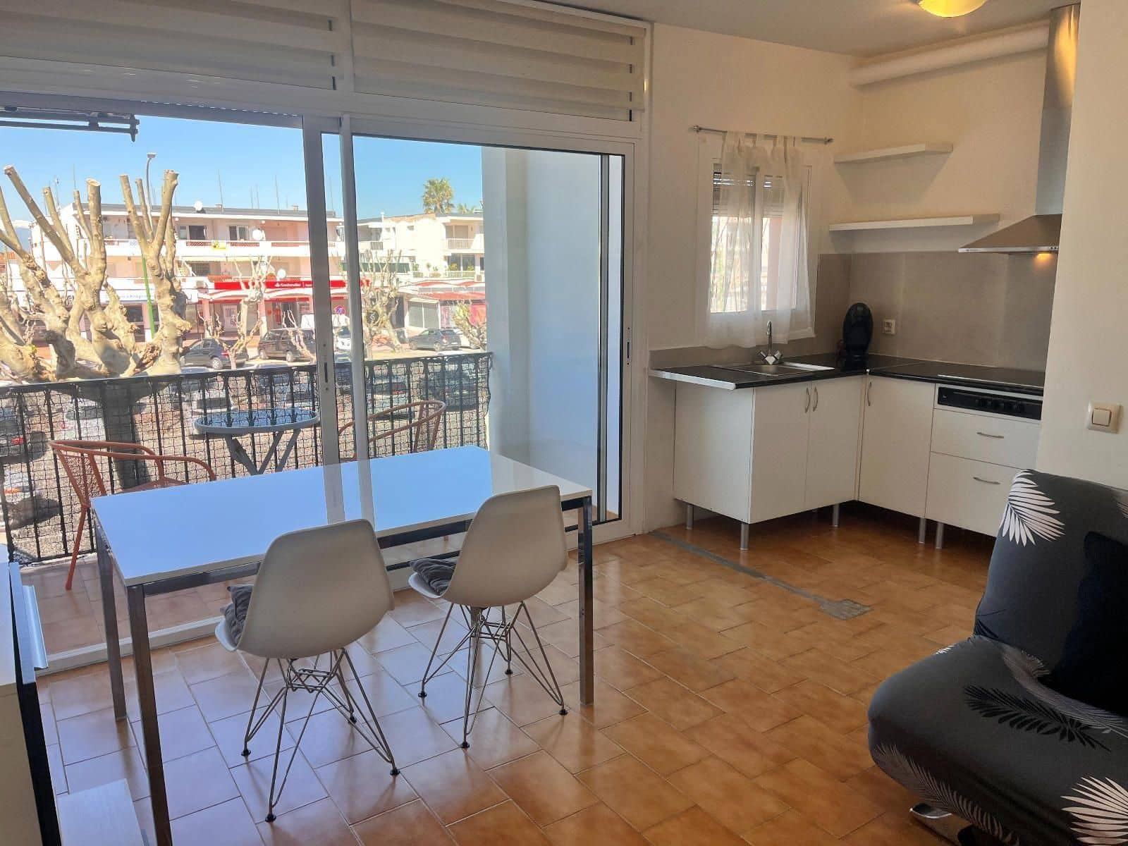 1 makuuhuone Huoneisto myytävänä paikassa Empuriabrava mukana uima-altaan - 135 000 € (Ref: 9879404)