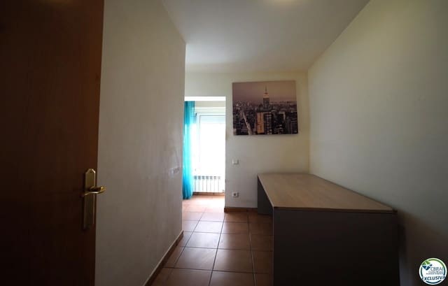 3 quarto Apartamento para venda em Roses - 229 000 € (Ref: 9879412)