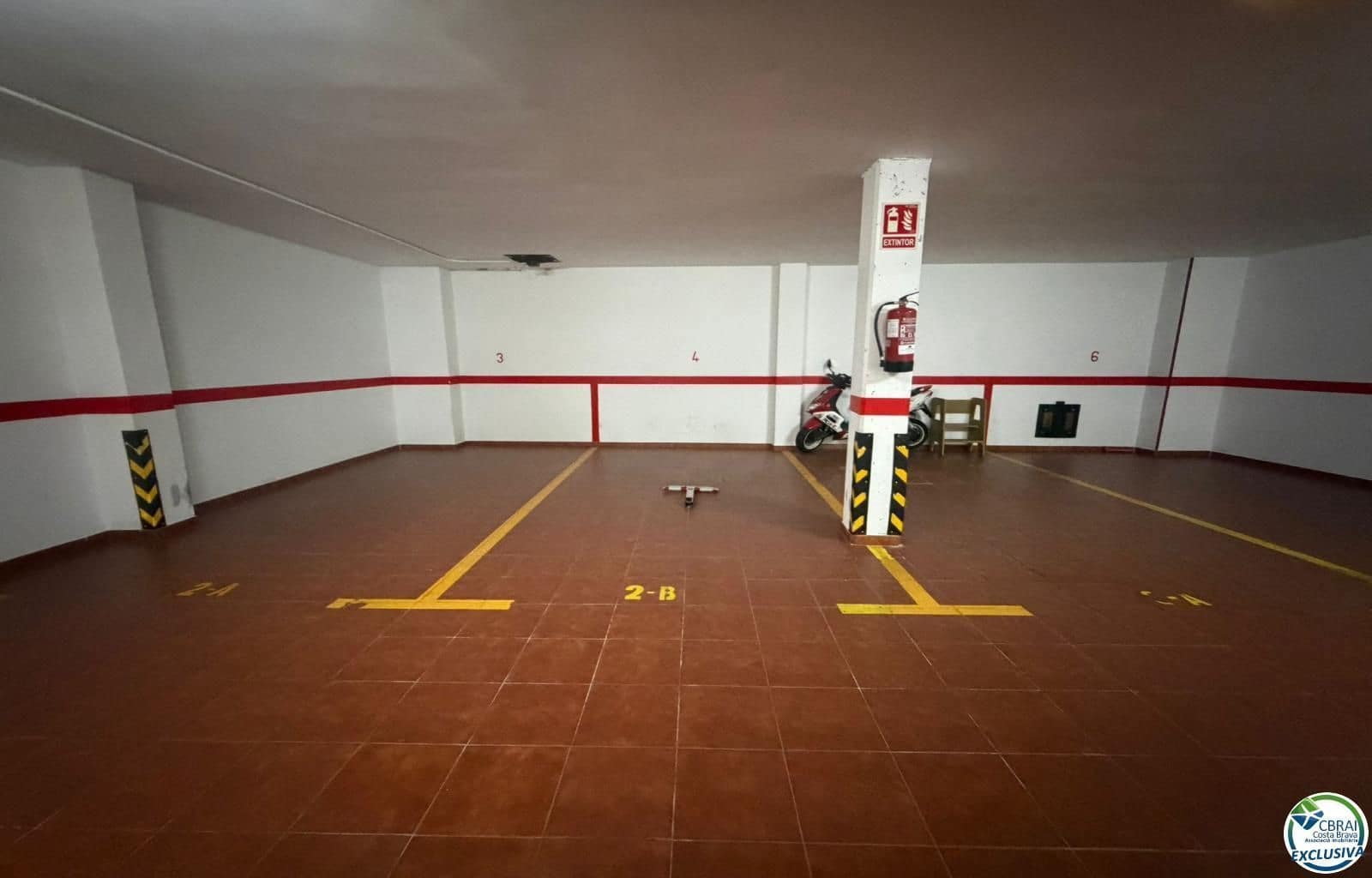 3 soveværelse Lejlighed til salg i Roses med garage - € 439.000 (Ref: 9879413)