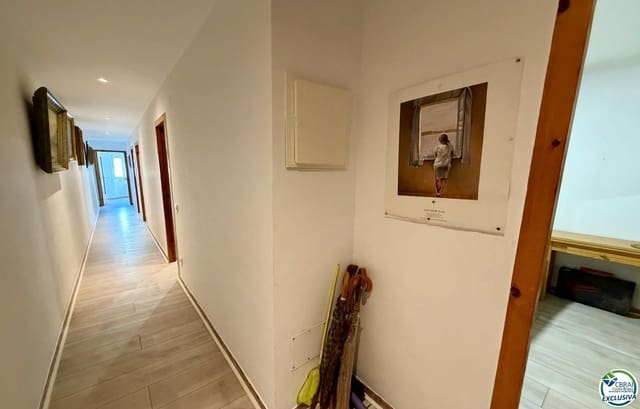 2 quarto Apartamento para venda em Roses - 162 000 € (Ref: 9879414)