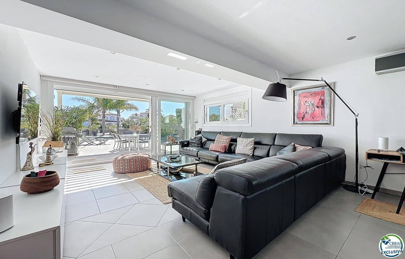 3 soverom Villa til salgs i Empuriabrava med svømmebasseng garasje - € 930 000 (Ref: 9879416)