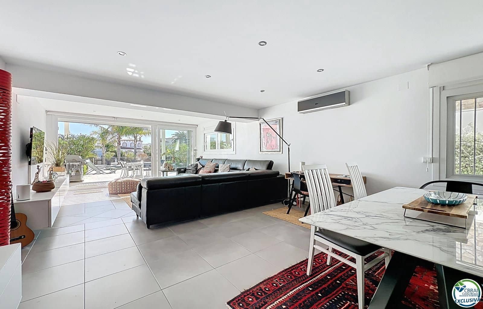 3 soverom Villa til salgs i Empuriabrava med svømmebasseng garasje - € 930 000 (Ref: 9879416)