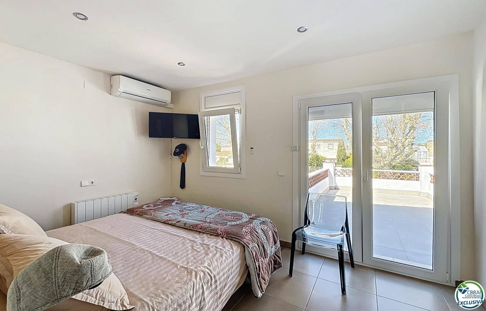3 soverom Villa til salgs i Empuriabrava med svømmebasseng garasje - € 930 000 (Ref: 9879416)