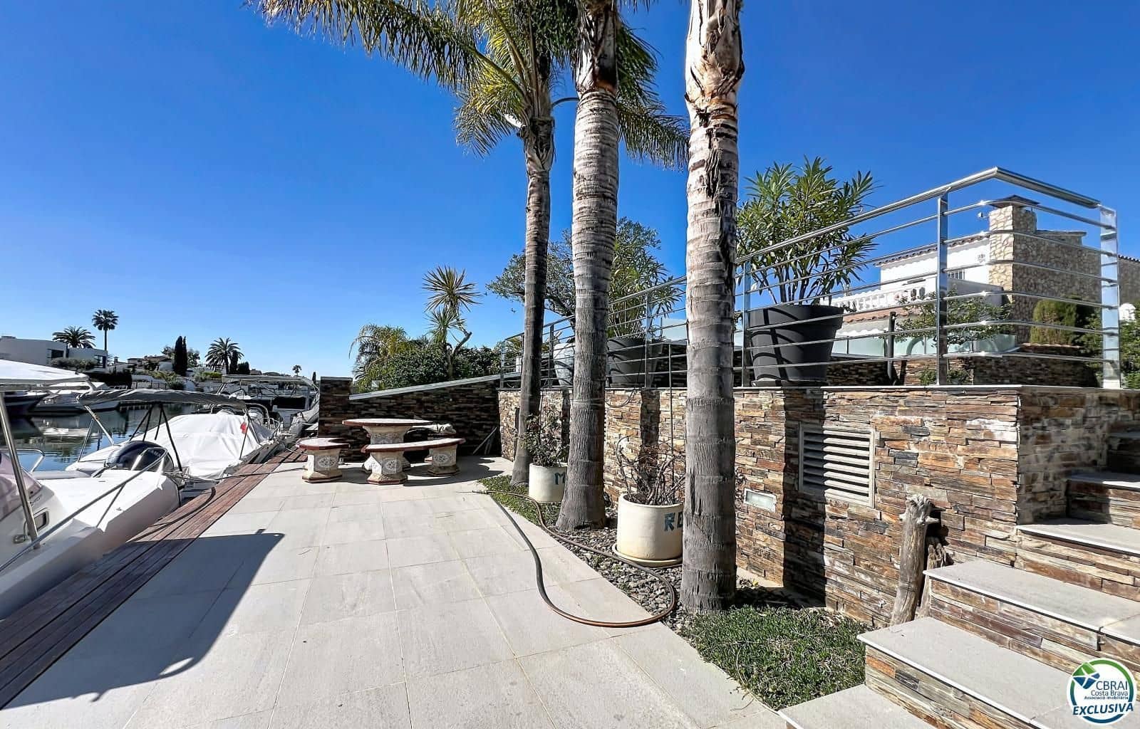 3 soverom Villa til salgs i Empuriabrava med svømmebasseng garasje - € 930 000 (Ref: 9879416)