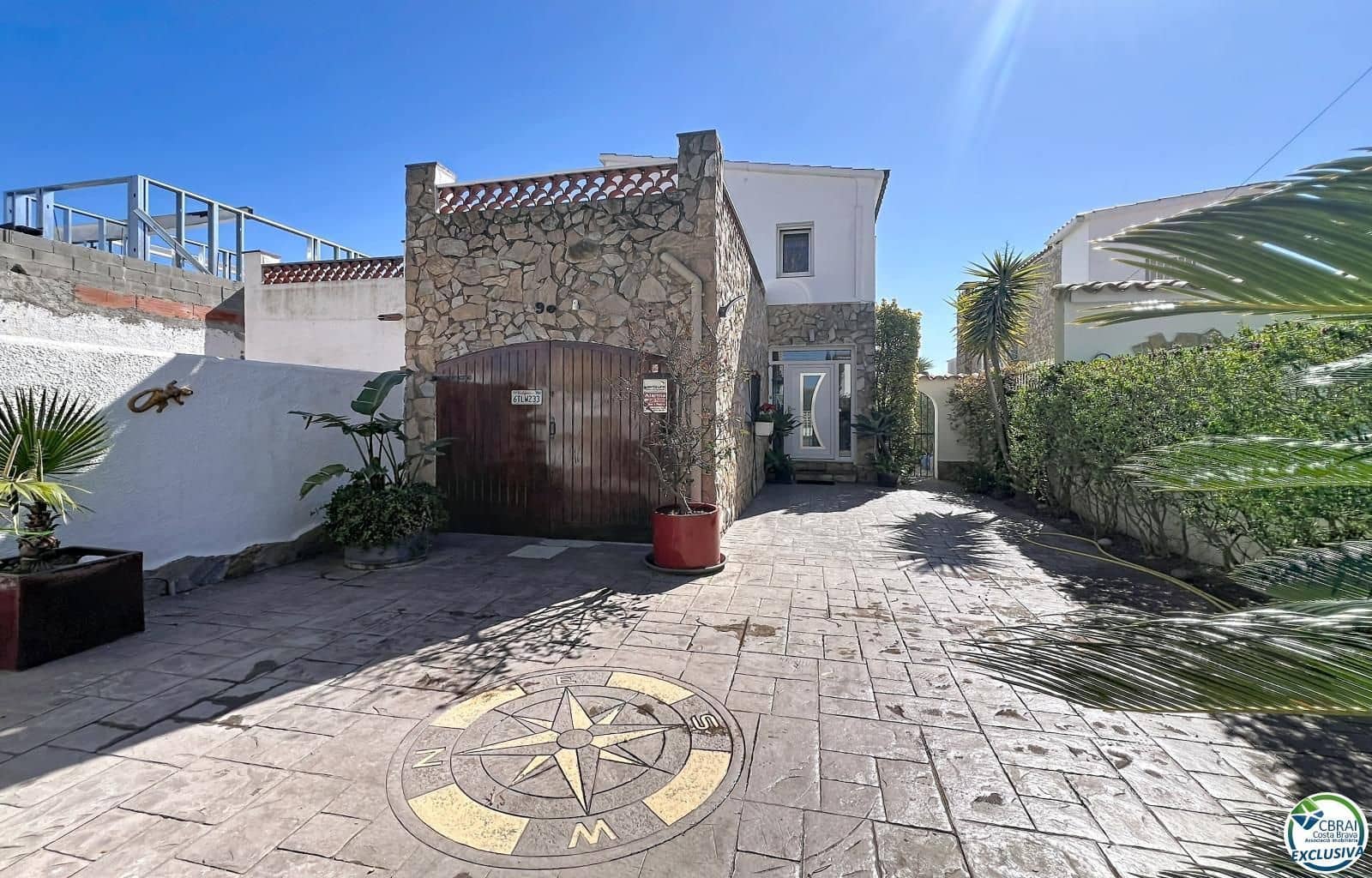3 soverom Villa til salgs i Empuriabrava med svømmebasseng garasje - € 930 000 (Ref: 9879416)